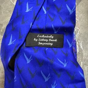 Men's tie